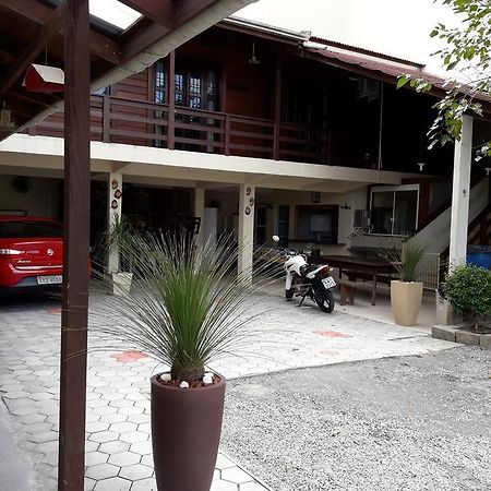 Pousada Vovo Valdir Itapema Exterior photo
